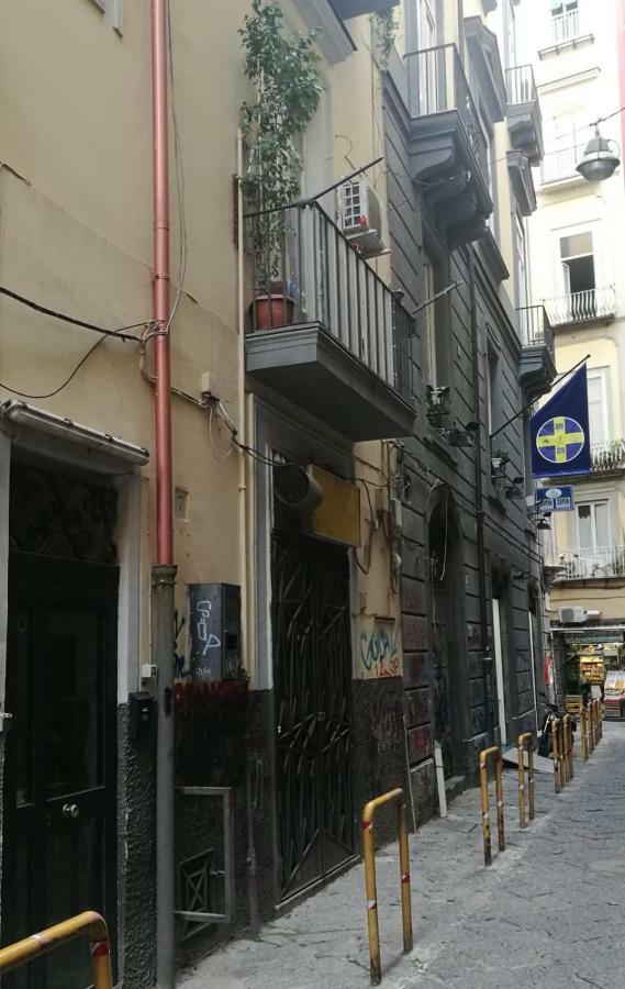 Ciuciu' Naples Apartment Екстер'єр фото